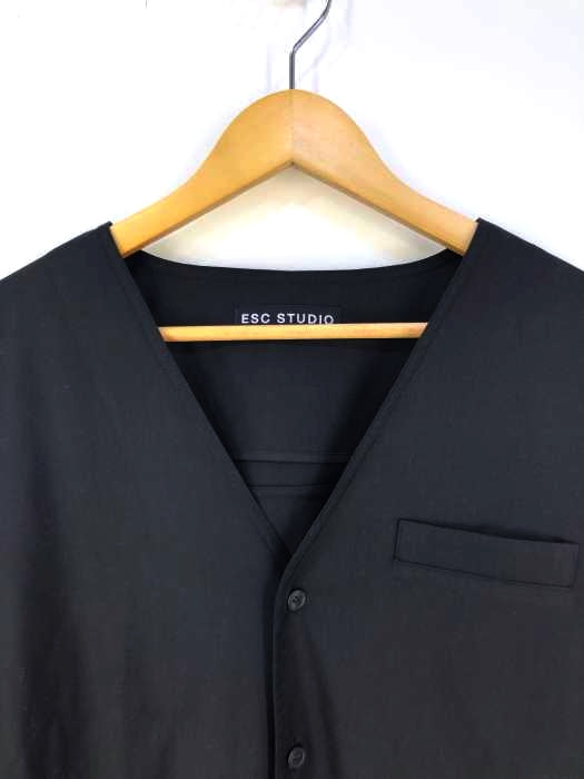 ESC STUDIO(イーエスシーステュディオ)slit v-neck shirt