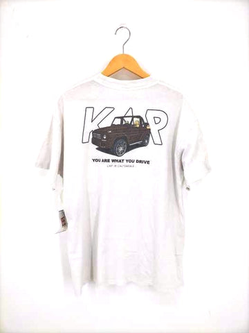KAR / L’ART DE L'AUTOMOBILE(カー ラート ド ロートモービル)グラフィックプリント クルーネックTシャツ