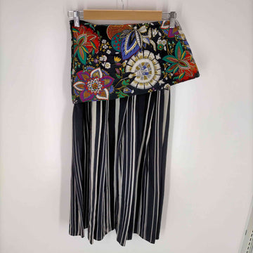 USED古着(ユーズドフルギ)イタリア製 シルク 総柄スカート