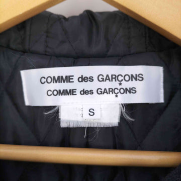 COMME des GARCONS COMME des GARCONS(コムデギャルソンコムデギャルソン)AD2016 裏地キルティング フーデットダッフルコート