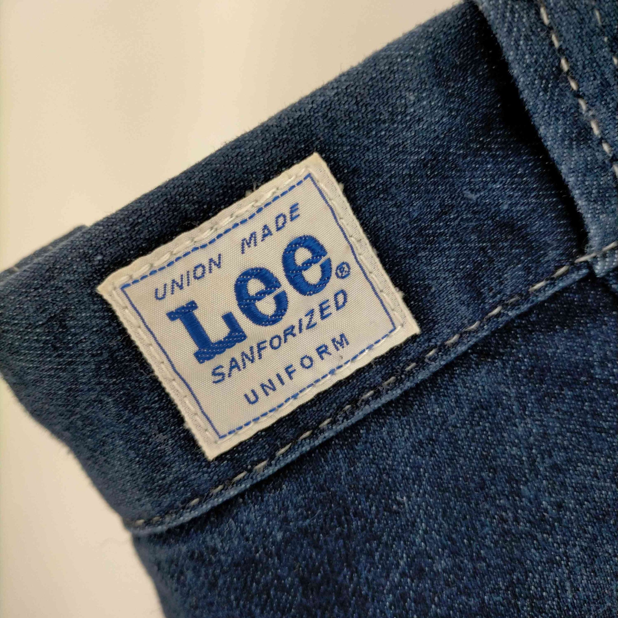 Lee(リー)ワイドストレートパンツ