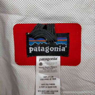 patagonia(パタゴニア)レントシェルジャケット