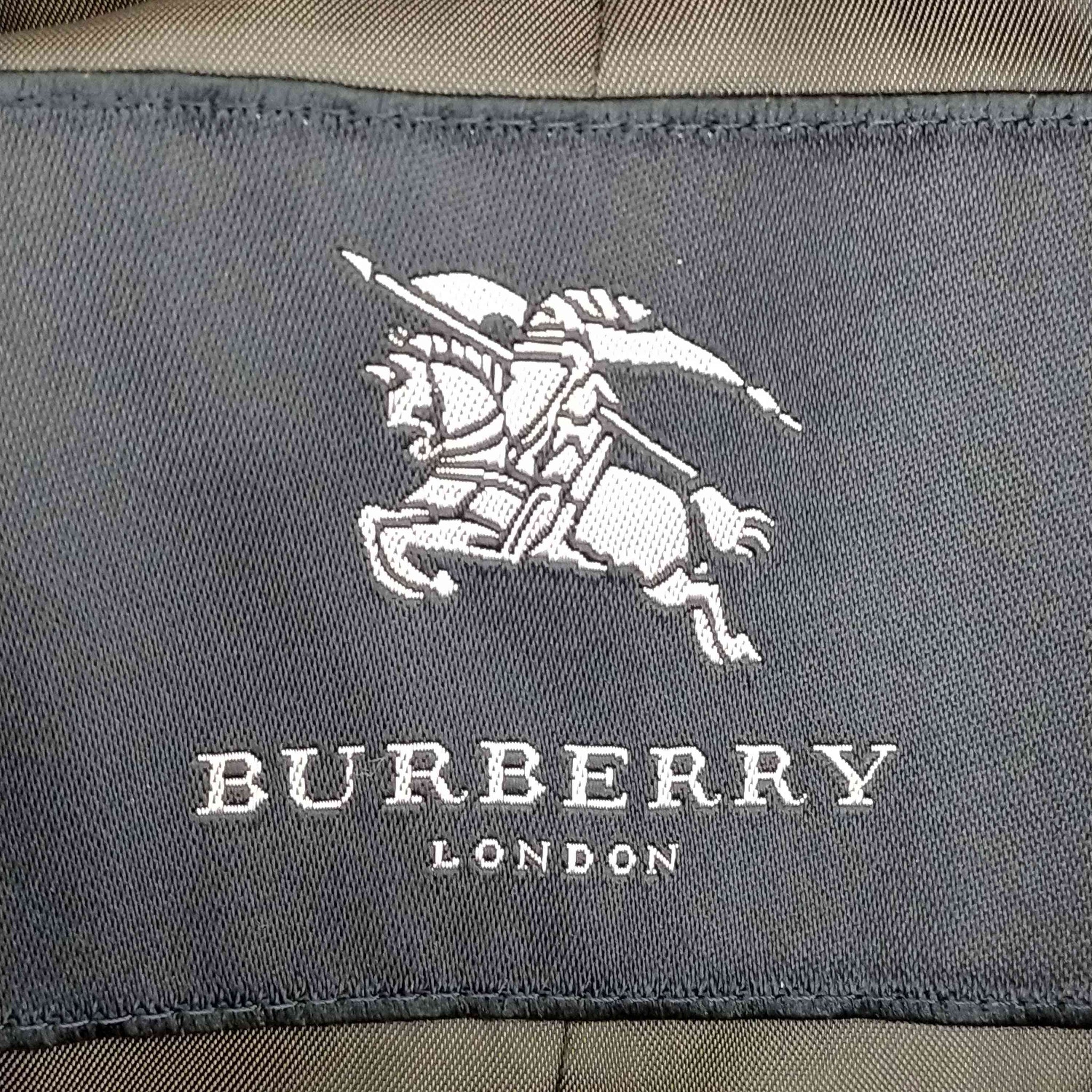 BURBERRY LONDON(バーバリーロンドン)中綿 ステンカラーハーフコート
