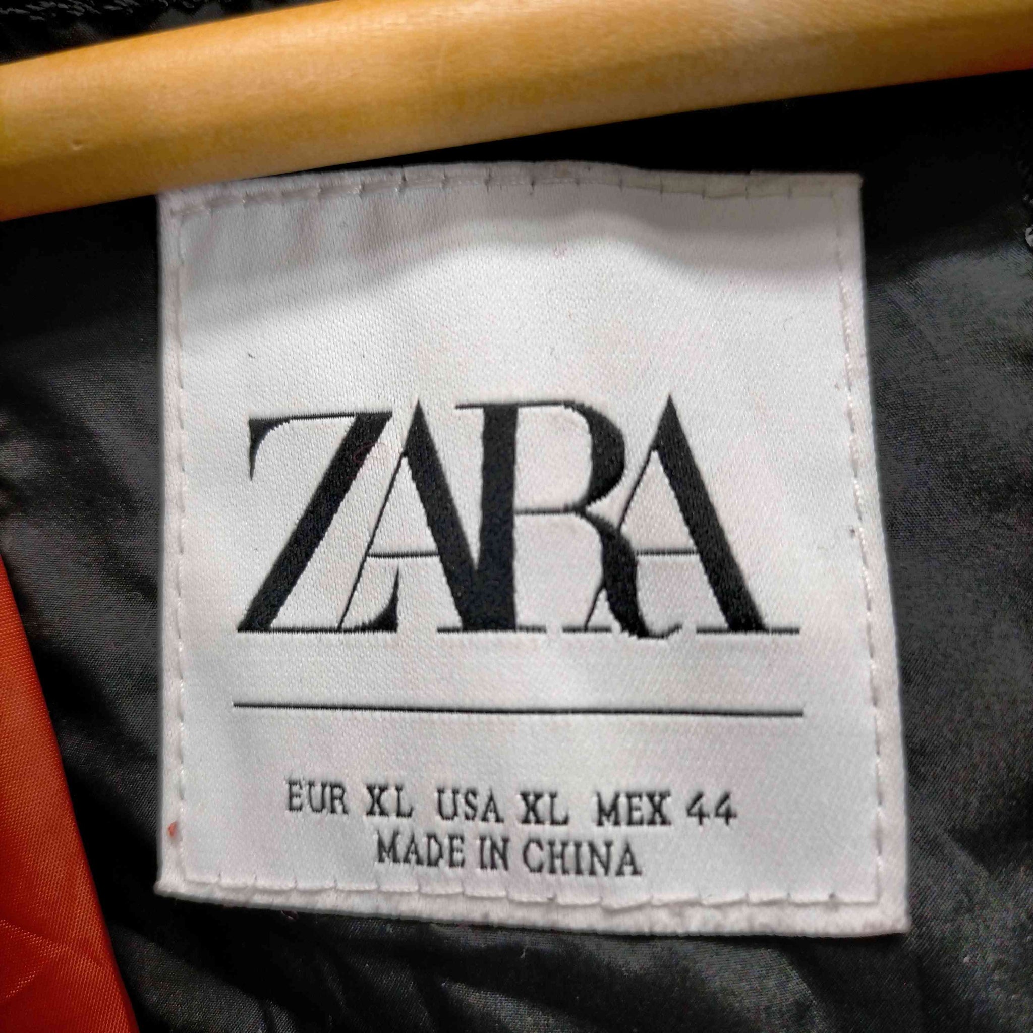ZARA(ザラ)キルティングフーディーMA-1ジャケット