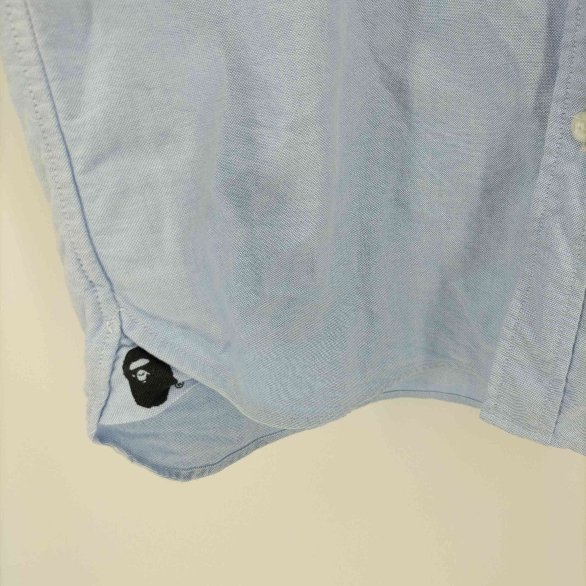 A BATHING APE(アベイシングエイプ)ロゴ刺繍 コットン ボタンダウン S/Sシャツ
